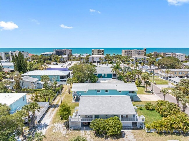 Building Photo - 115 15th Ave