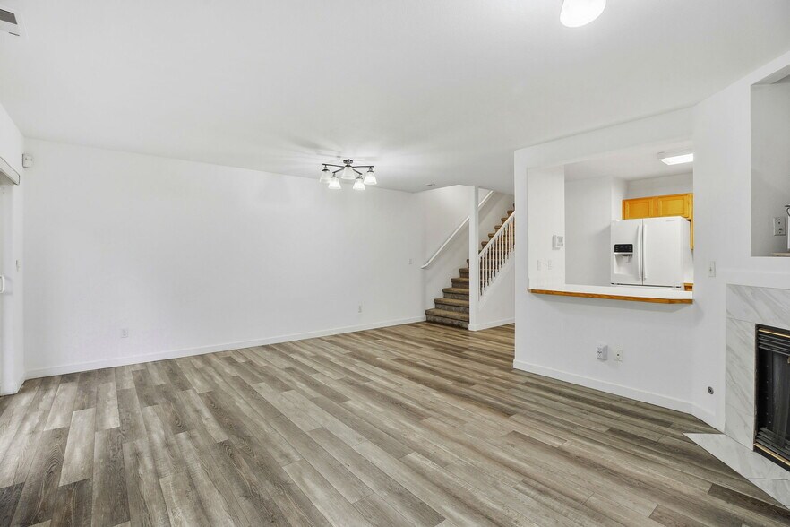 Building Photo - 2525 S 288th St