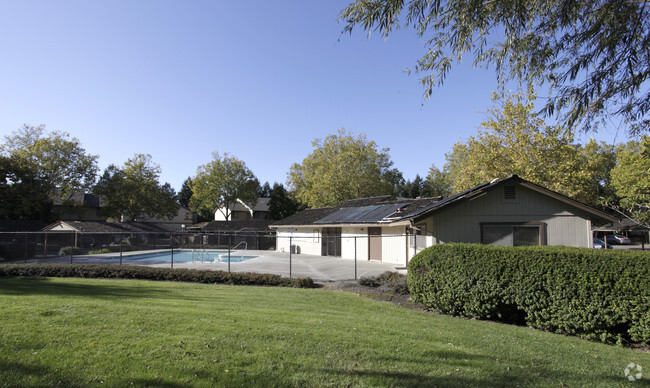 Primary Photo - Golf Course Square Apartments