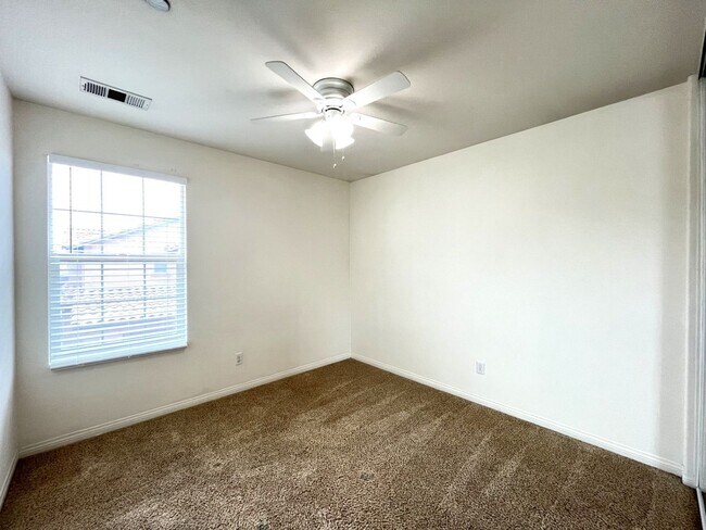 Building Photo - 14601 Serenade Dr