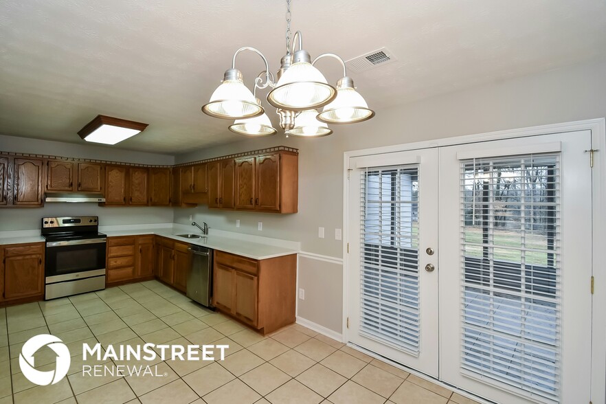 Building Photo - 4070 Oak Stone Dr
