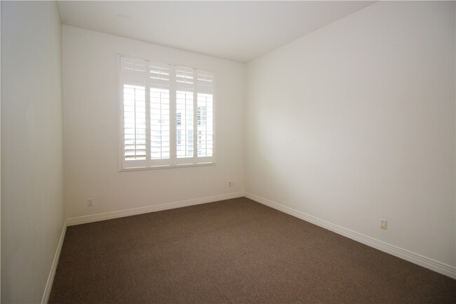 Building Photo - 7100 Playa Vista Dr