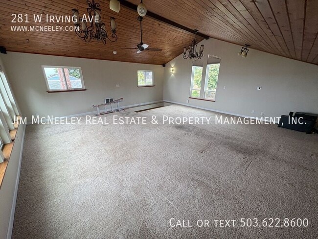 Building Photo - 281 W Irving Ave