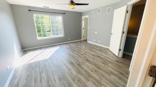 Building Photo - 659 Lincoln Station Dr