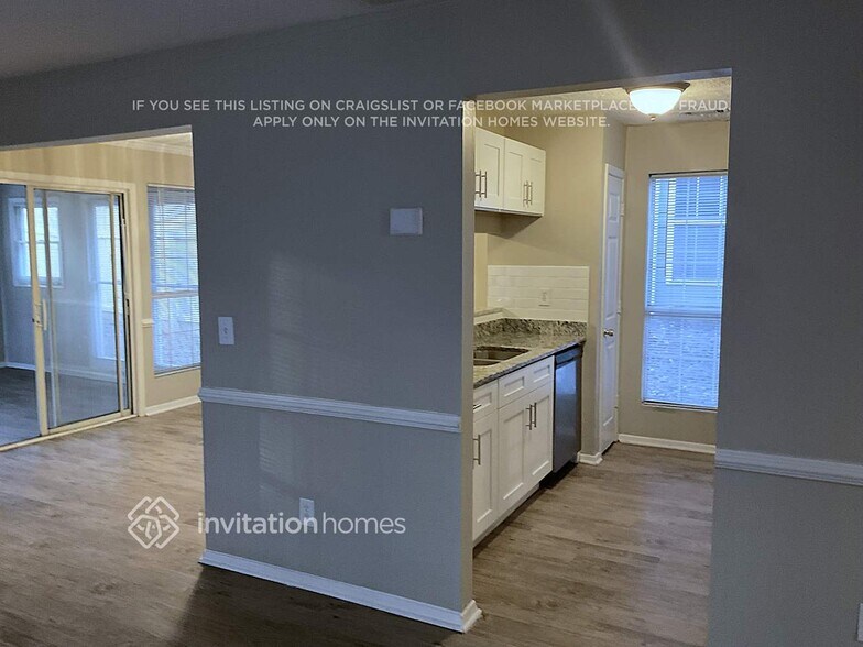 Building Photo - 1030 Hampton Hill Ct