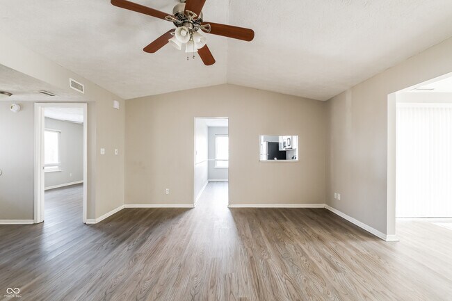 Building Photo - 3811 Oil Creek Dr