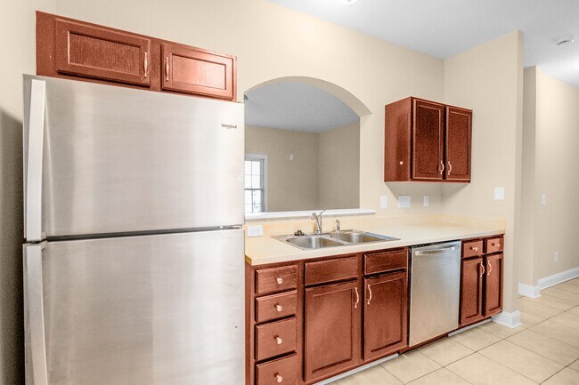 Building Photo - Charming 3 bed 2.5 bath Home in Huntersville!