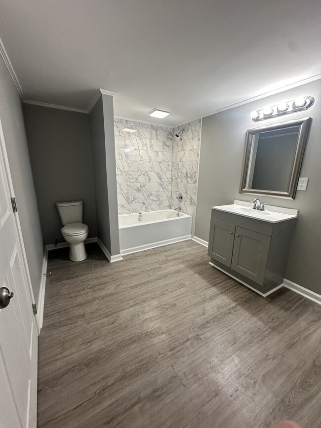 Building Photo - 115 Means Ave