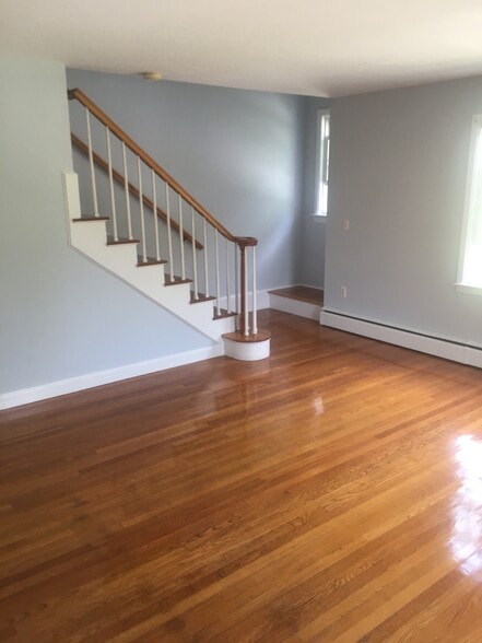 Building Photo - 35 Boston Ave