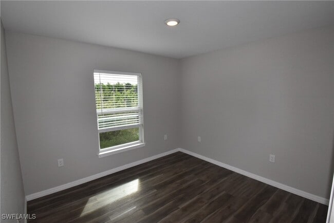 Building Photo - 152 Red Cedar Park