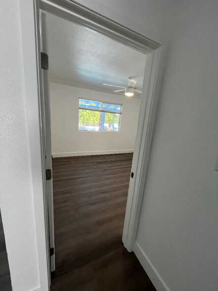 Building Photo - 3760 Cll San Antonio