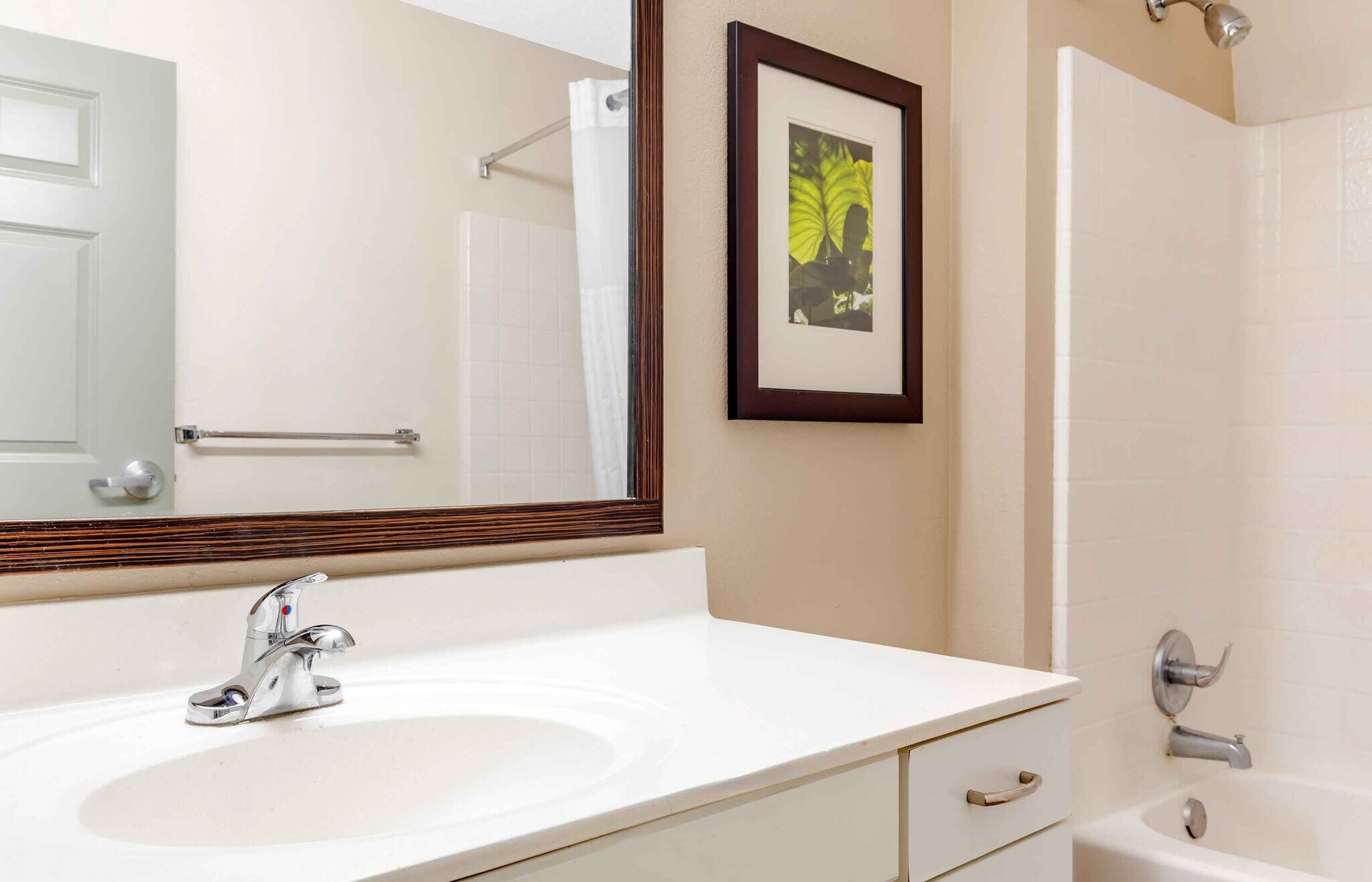 Building Photo - Furnished Studio-Fort Worth - Fossil Creek