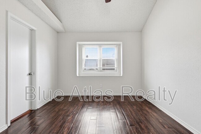 Building Photo - 1612 Hunterwood Dr