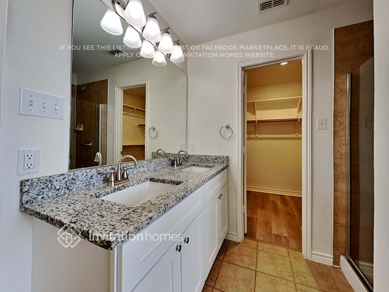 Building Photo - 1000 Fox Willow Ct