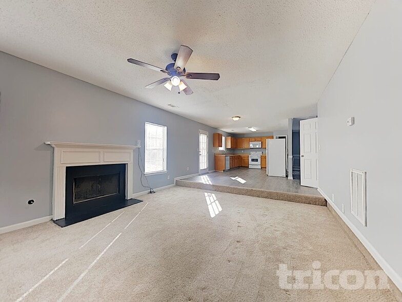 Building Photo - 2372 Creel Rd