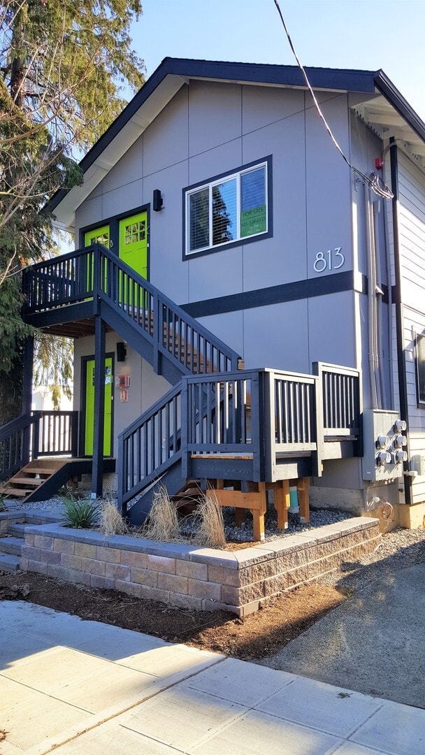 Building Photo - 813 N 44th St