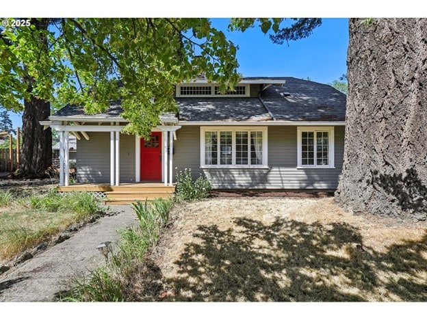 Building Photo - 5325 SW Watson Ave