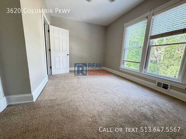 Building Photo - 3620 Columbia Pkwy