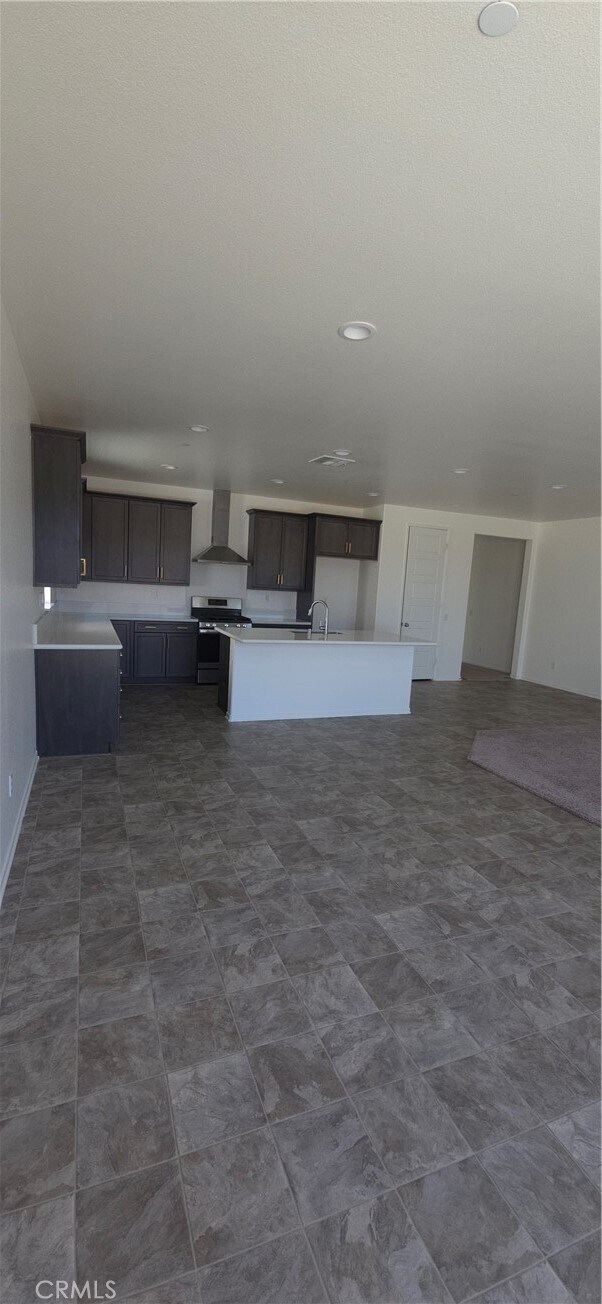 Building Photo - 3012 Sawmill Dr