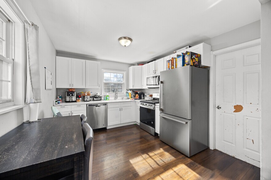 Building Photo - 309 Waldmann Dr