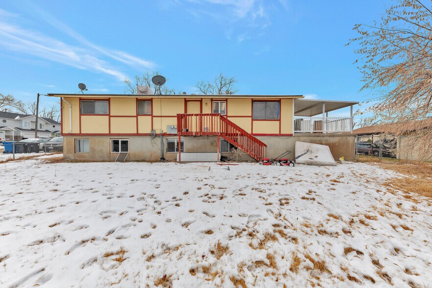 Building Photo - 104 W 5050 S
