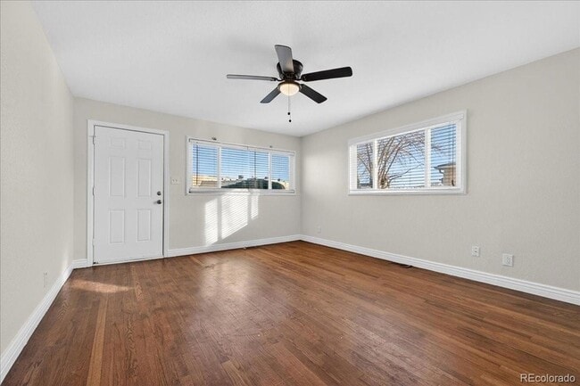 Building Photo - 69 Del Mar Cir