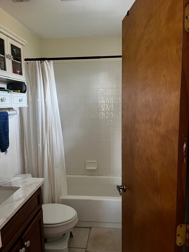 Building Photo - 6549 Madison St