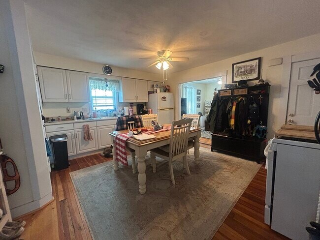 Building Photo - 6 Horton St