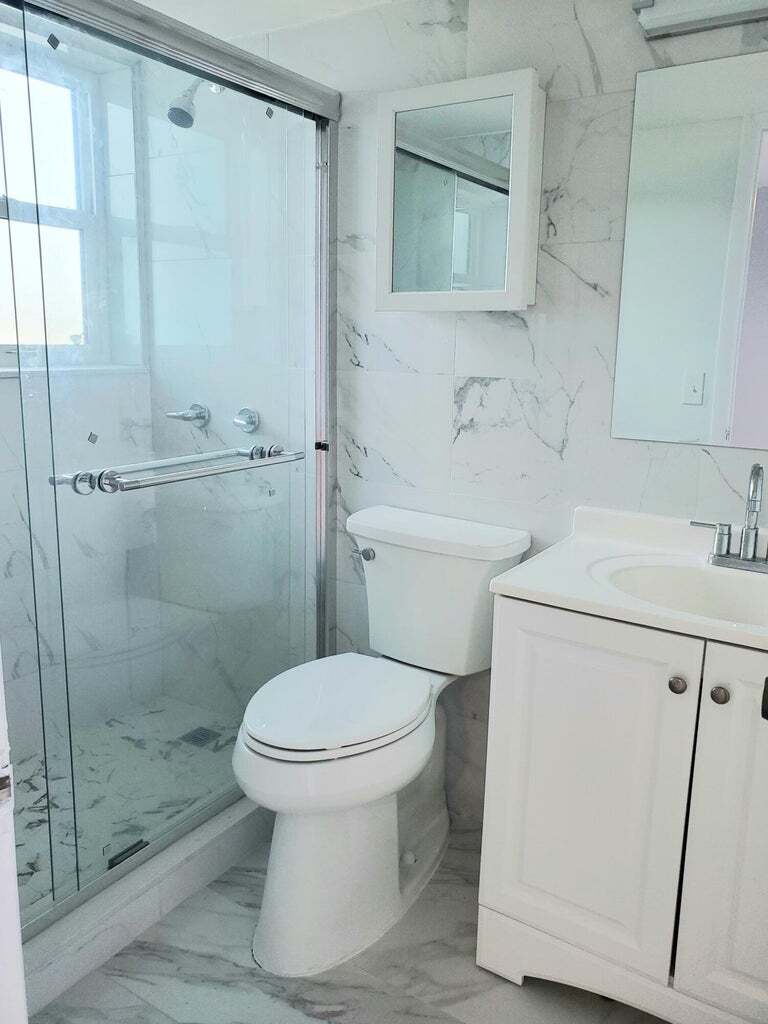 Building Photo - 201 Coppitt Rd