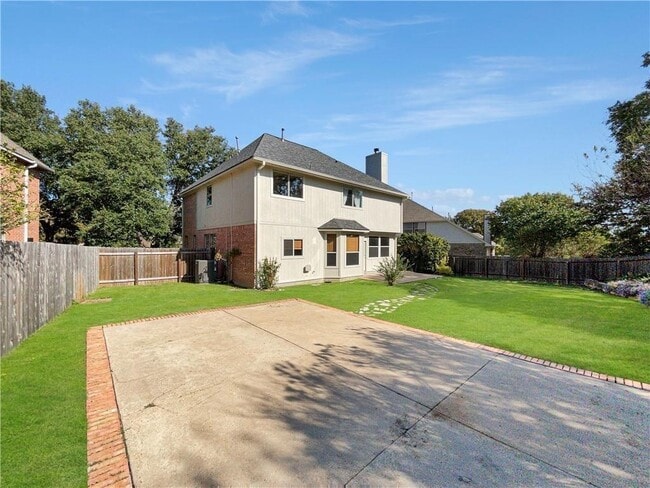 Building Photo - 1703 Amber Skyway Cove