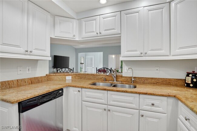 Building Photo - 103 Tuscana Ct