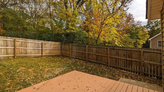 Building Photo - 205 S 11th St