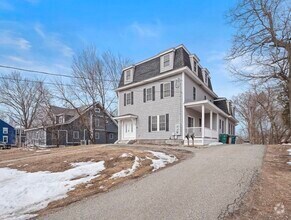 Building Photo - 63 Varnum Ave