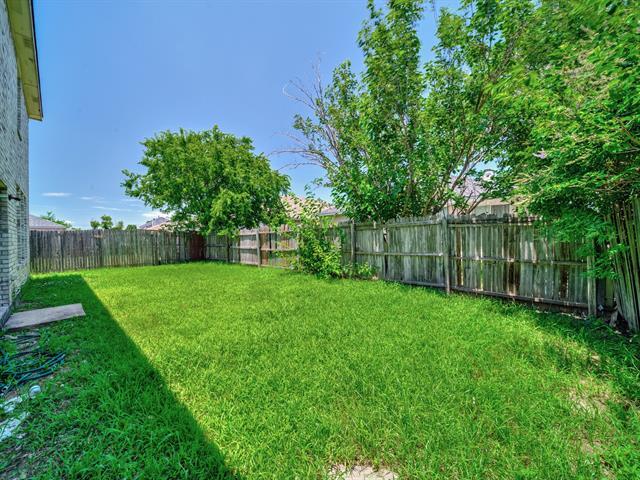 Building Photo - 905 Hems Ln