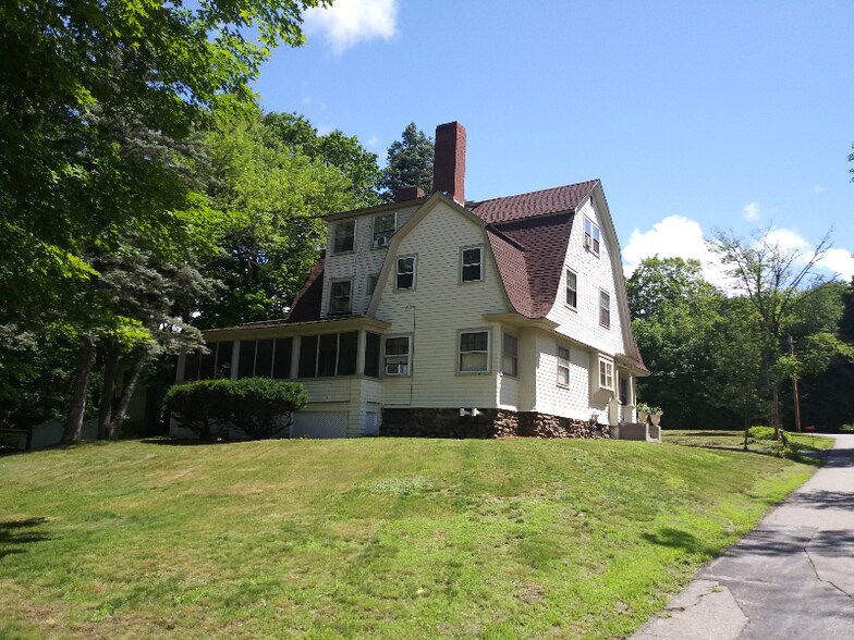 Primary Photo - 18 Auburn St