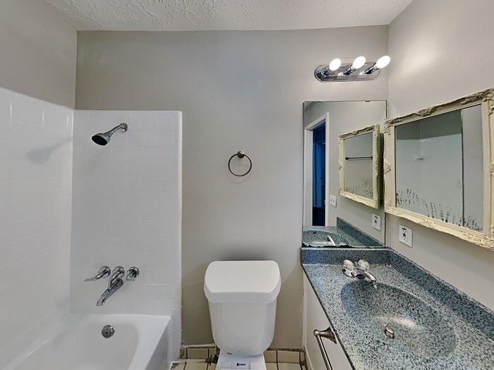 Building Photo - 4315 Sloangate Dr