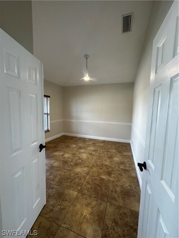 Building Photo - 156 Destiny Cir