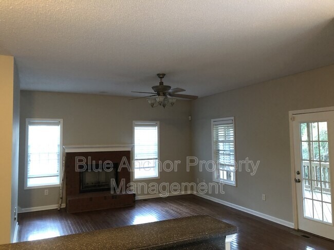 Building Photo - 1343 Chadwick Shores Dr