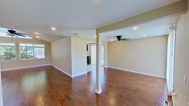 Building Photo - 1825 Celeste Ln