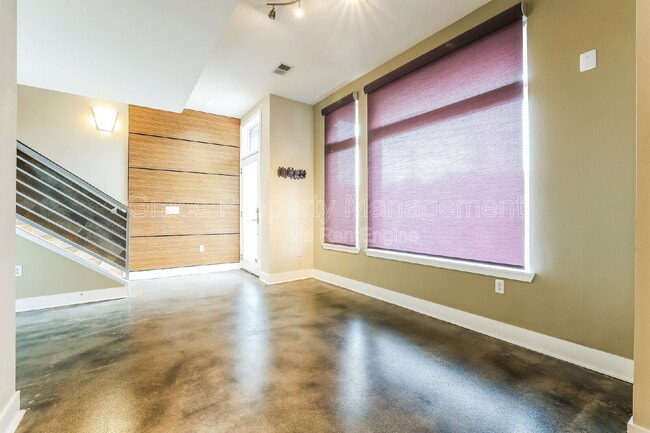 Building Photo - 2507 Larimer St