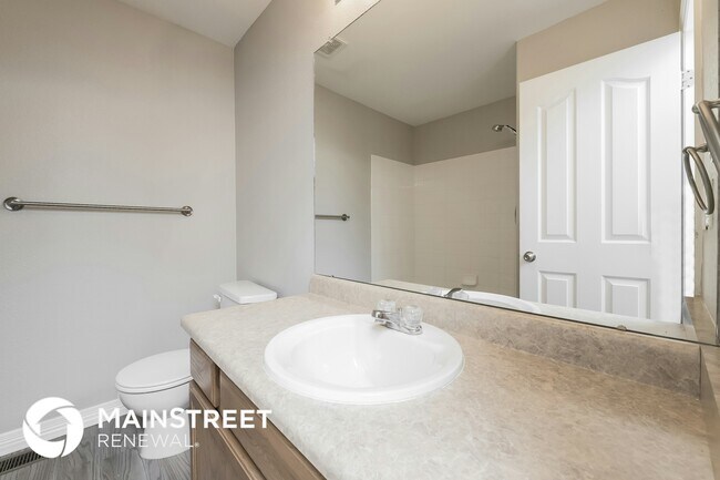 Building Photo - 10150 Jasper St