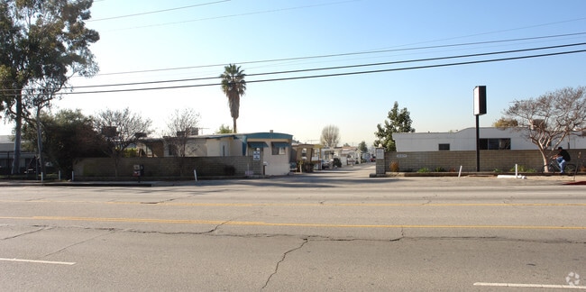 Primary Photo - Glenoaks Mobilehome Park