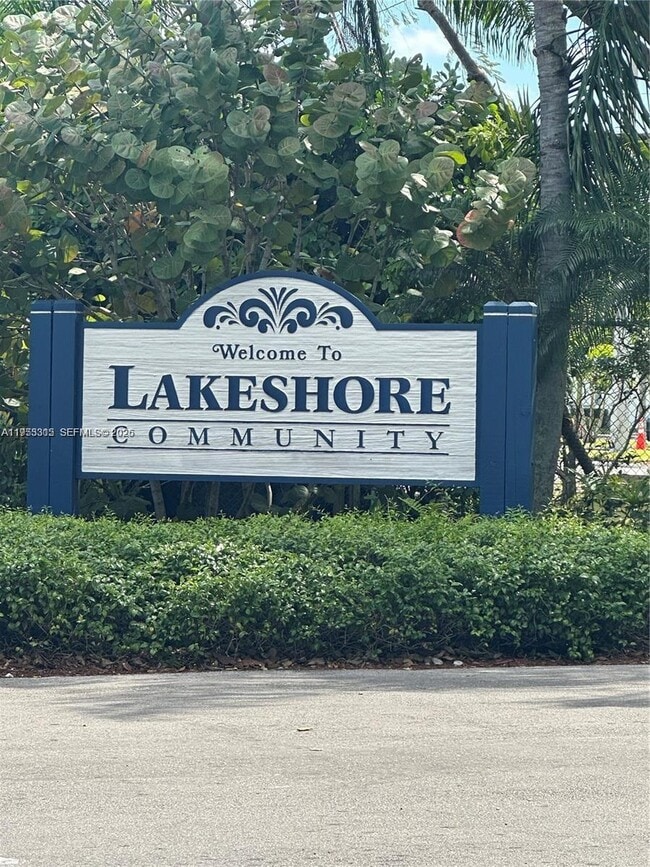 Building Photo - 1211 S Independence Dr