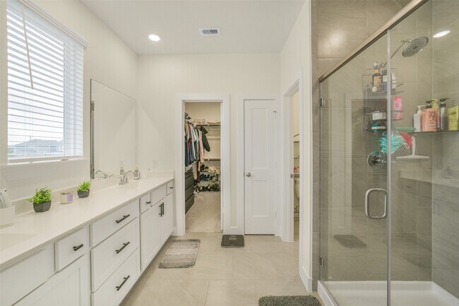 Building Photo - 7834 Swooping Swallow Ln