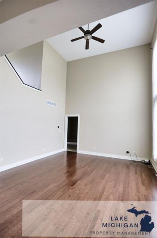 Building Photo - 8965 Plantation Dr SW