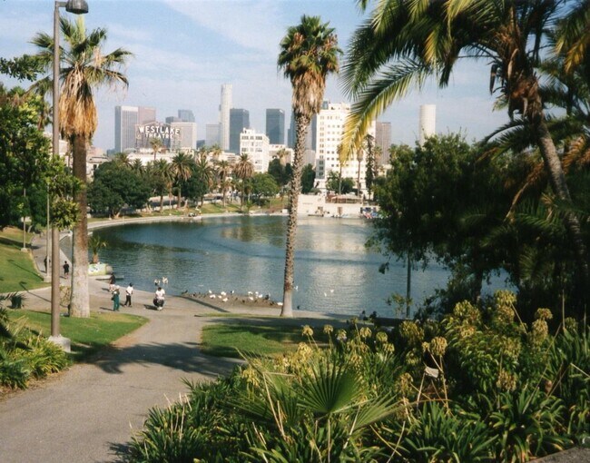 Building Photo - 2121 James M Wood Blvd