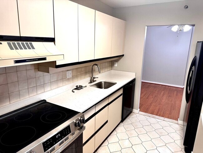 Building Photo - 1 Seal Harbor Rd