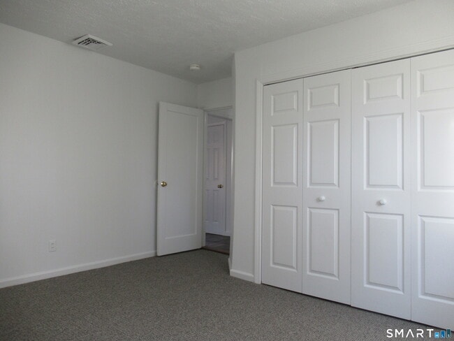 Building Photo - 74 Harvester Rd