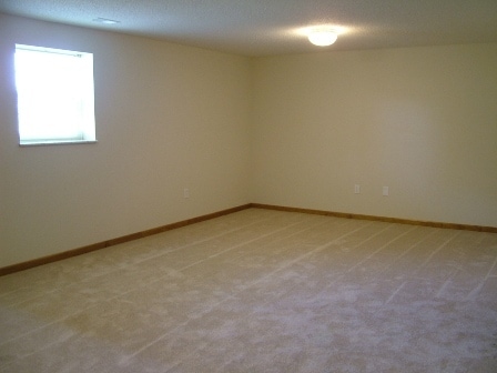 Building Photo - 104 Lake Saint Ellen Dr