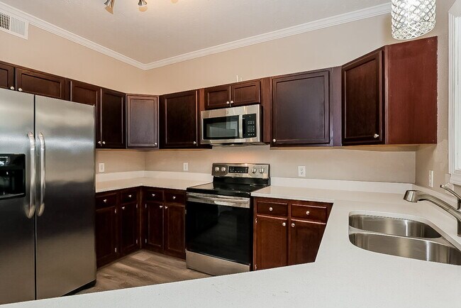 Building Photo - 1806 Rory Cove